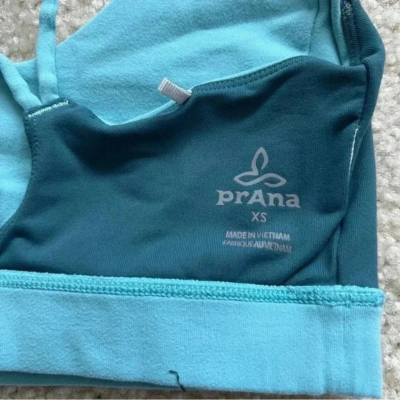 Prana Women’s Everyday Sports Bra Size XS Light Azurite Gym Active $50 - Picture 5 of 11